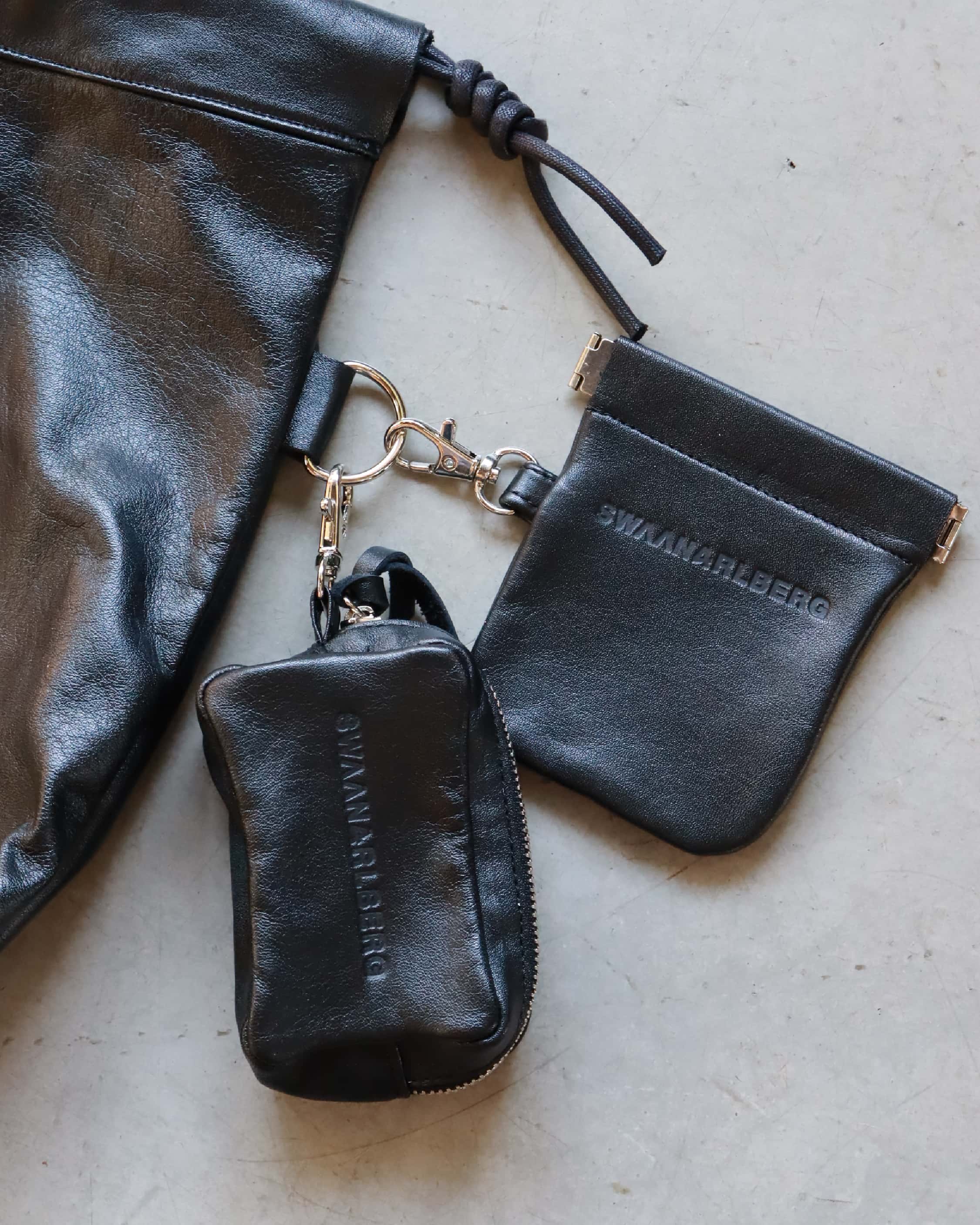 LEATHER BAG アクセサリー装着イメージ