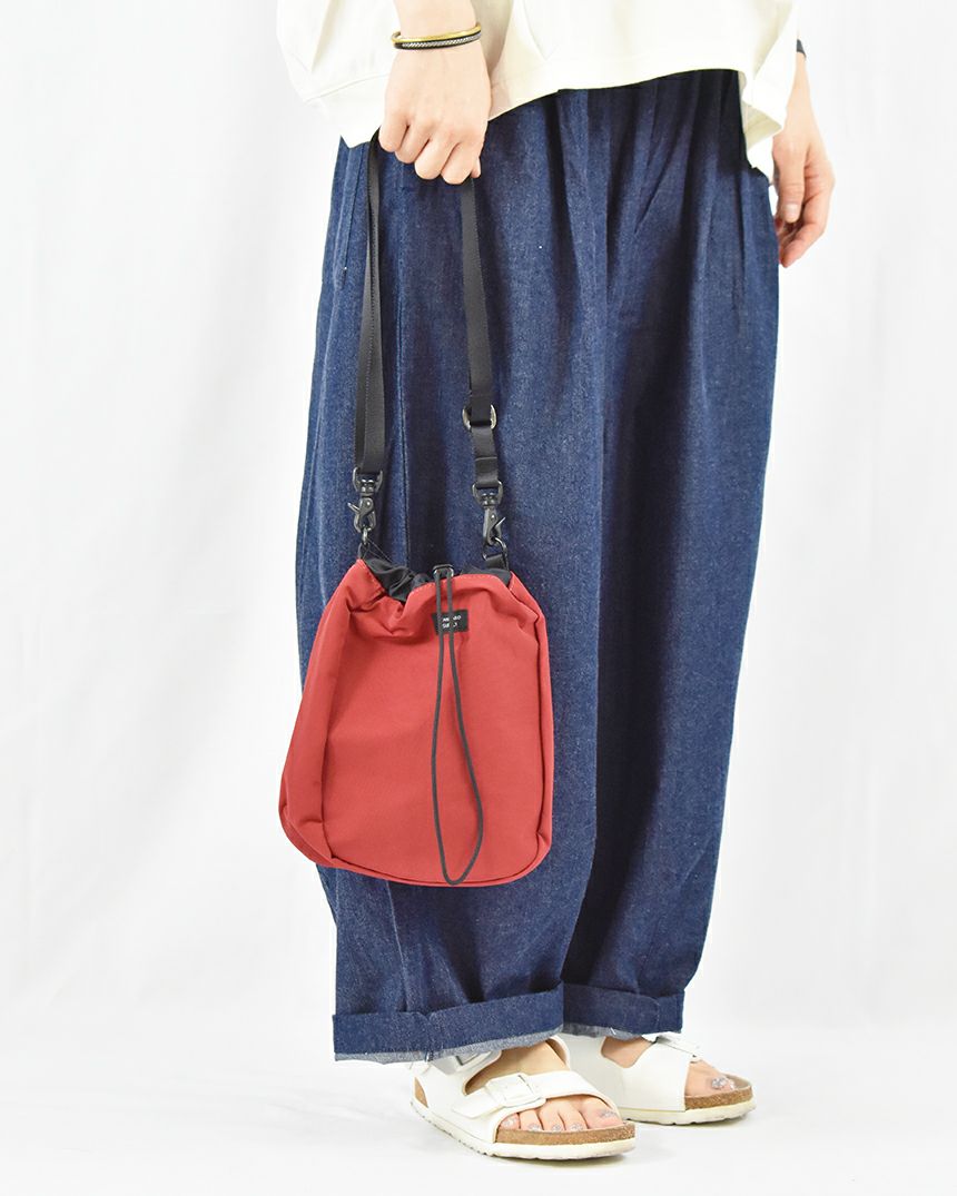 Brocante キナリデニムアンプリッセパンツ | FRENCH Bleu .rooms